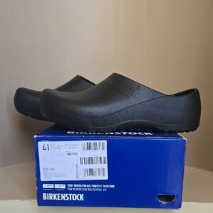 New in Box Birkenstock Profi Birki Fusion Clog. Color: Black Size:41